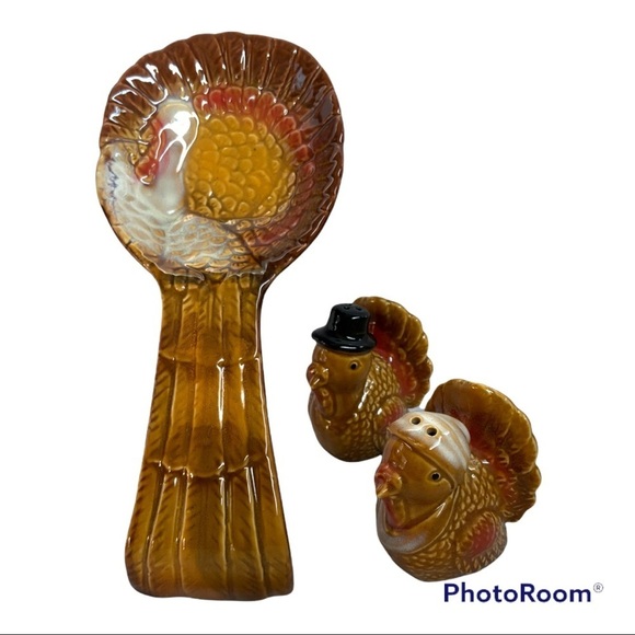 Thanksgiving Kitchen Ceramic Set Spoon Rest Salt Pepper Shakers 3 PC - Picture 3 of 8